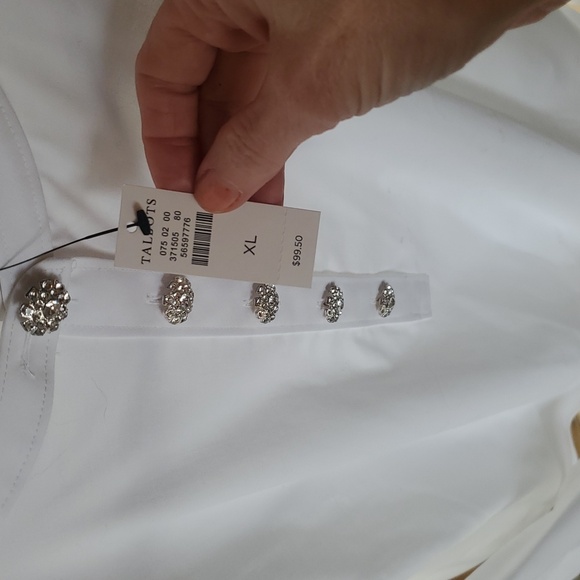 Talbots Event White Silver Embellished Decorative Buttons Pullover Sz XL Blouse - Picture 8 of 15